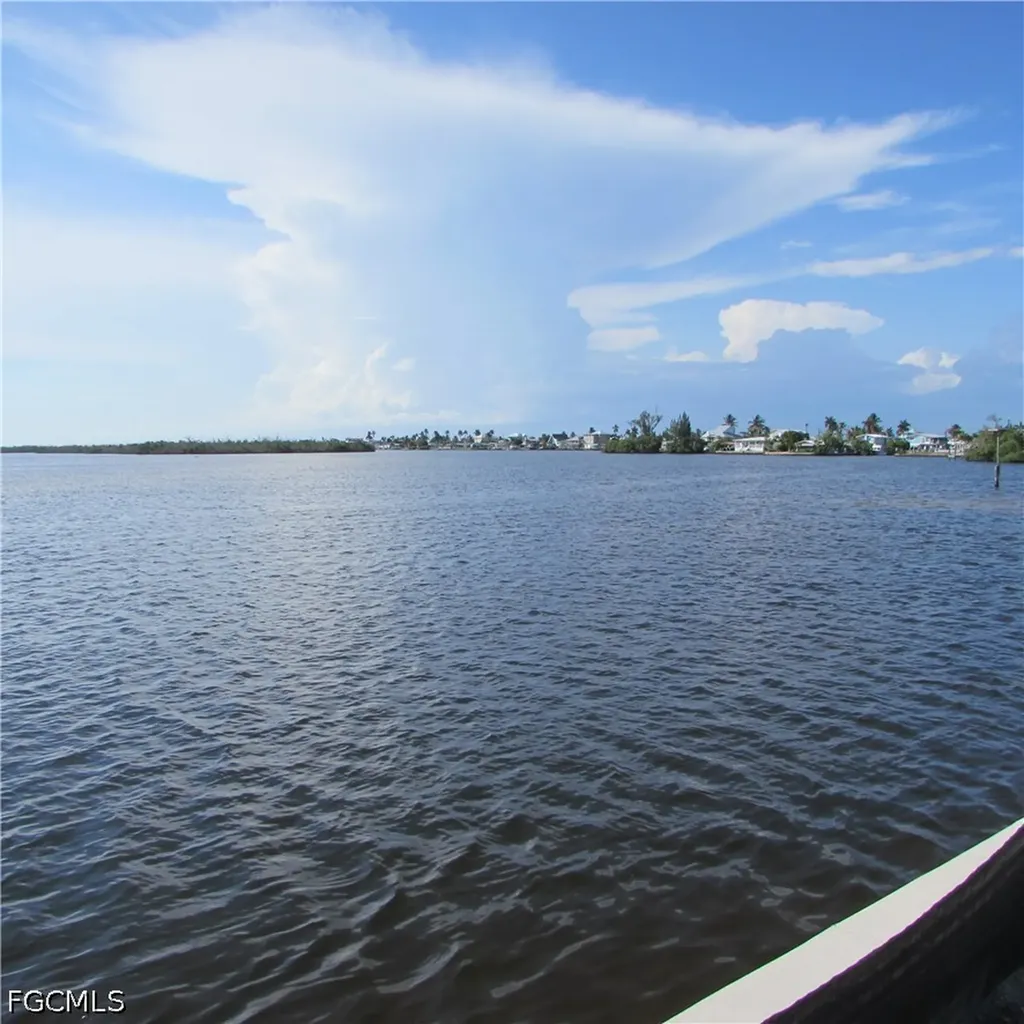 4748 Pine Island Road NW Matlacha FL 33993