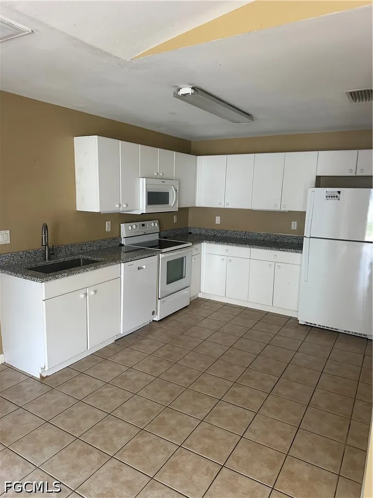 333 Bell Boulevard S Lehigh Acres FL 33974