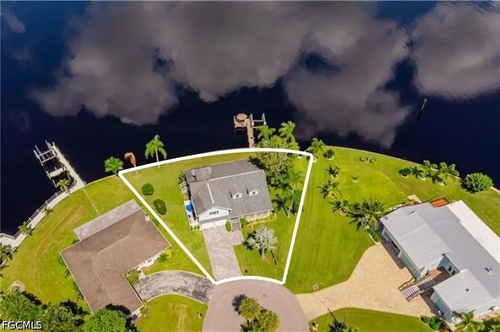 1943 Bahama Avenue Fort Myers FL 33905