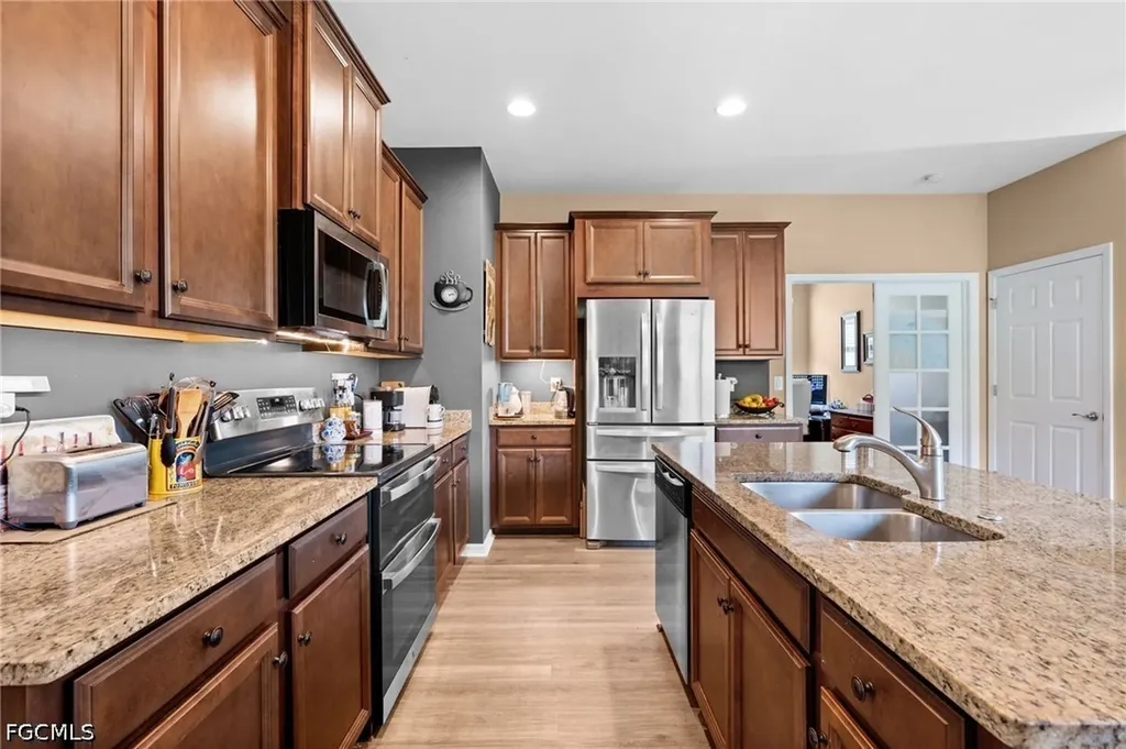 2190 Summersweet Drive Alva FL 33920