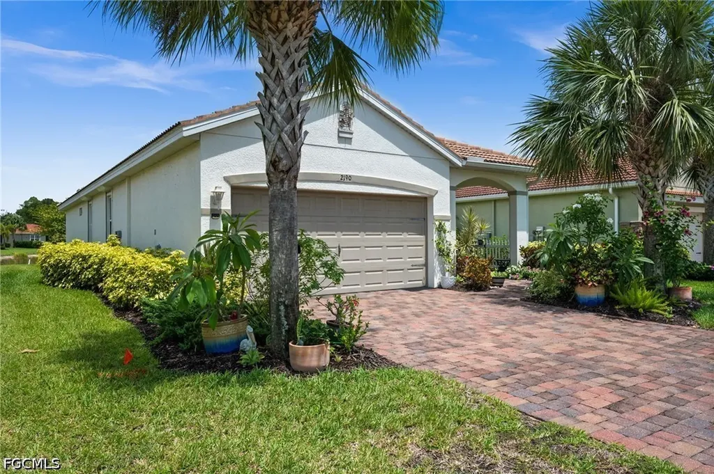 2190 Summersweet Drive Alva FL 33920