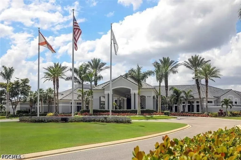 10105 Colonial Country Club Boulevard Fort Myers FL 33913