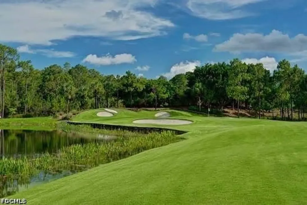 10105 Colonial Country Club Boulevard Fort Myers FL 33913