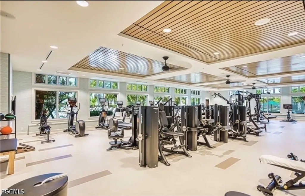 10105 Colonial Country Club Boulevard Fort Myers FL 33913