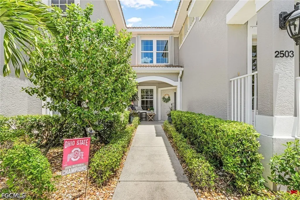10105 Colonial Country Club Boulevard Fort Myers FL 33913