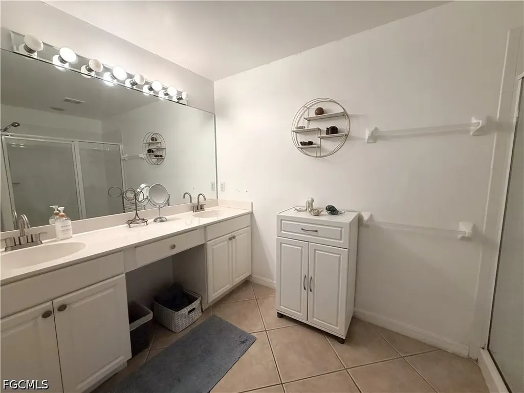 8311 Village Edge Circle Fort Myers FL 33919