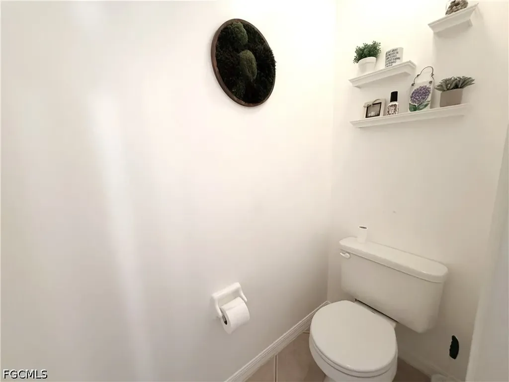 8311 Village Edge Circle Fort Myers FL 33919