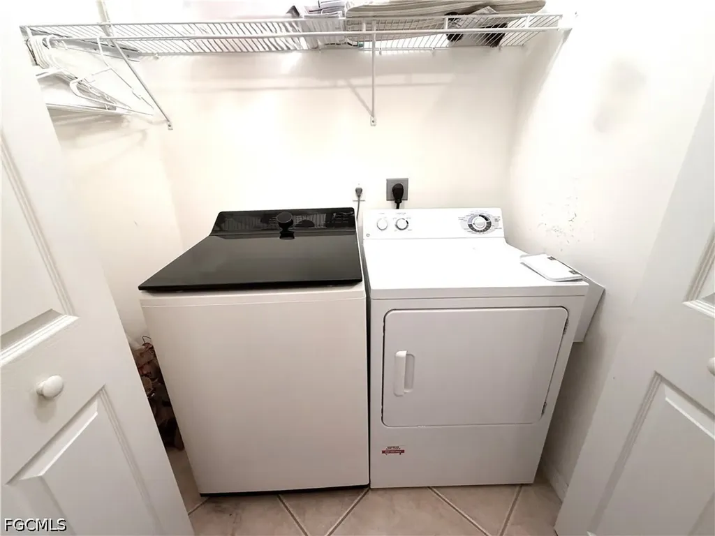8311 Village Edge Circle Fort Myers FL 33919