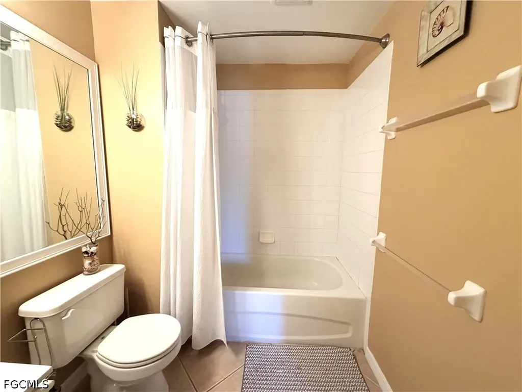 8311 Village Edge Circle Fort Myers FL 33919