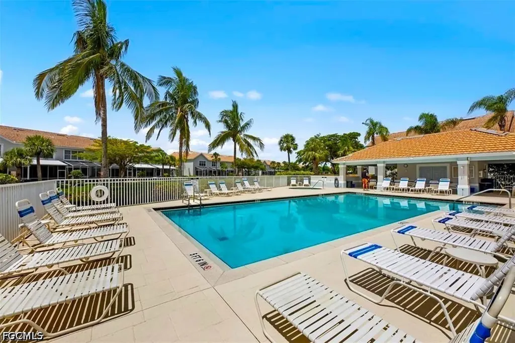 8311 Village Edge Circle Fort Myers FL 33919