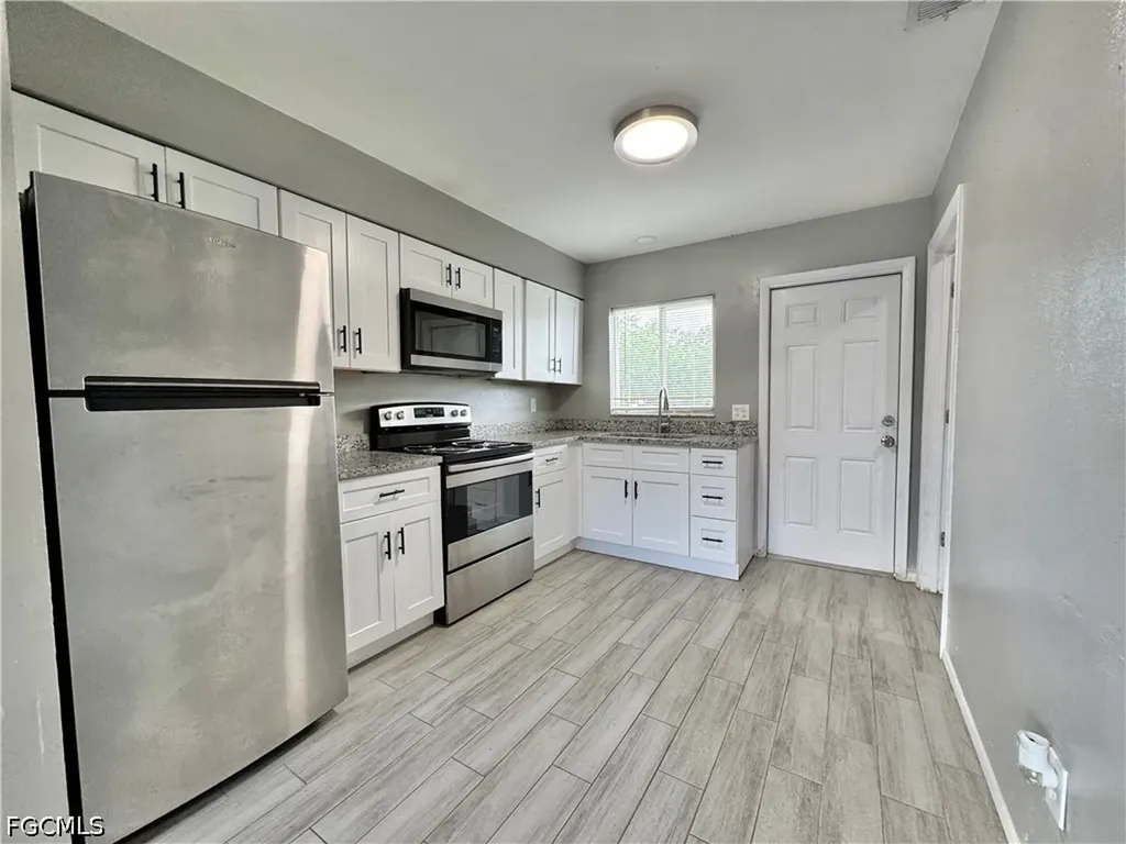 142 Harry Avenue S Lehigh Acres FL 33973