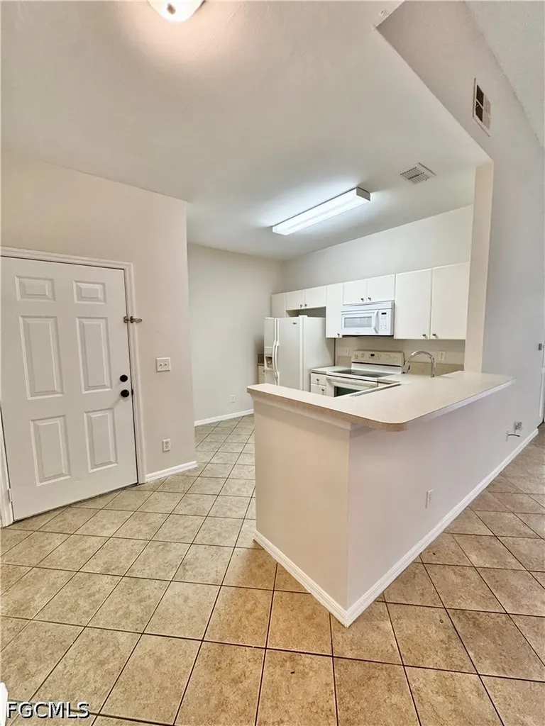 4128 Bellasol Circle Fort Myers FL 33916