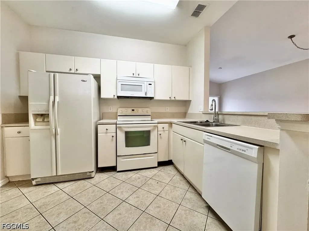 4128 Bellasol Circle Fort Myers FL 33916