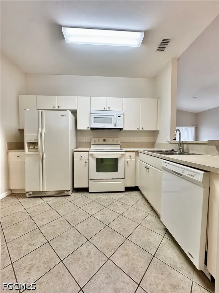 4128 Bellasol Circle Fort Myers FL 33916