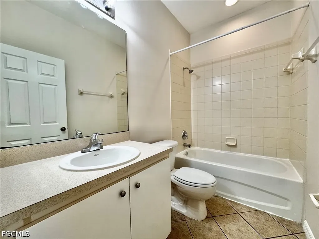4128 Bellasol Circle Fort Myers FL 33916
