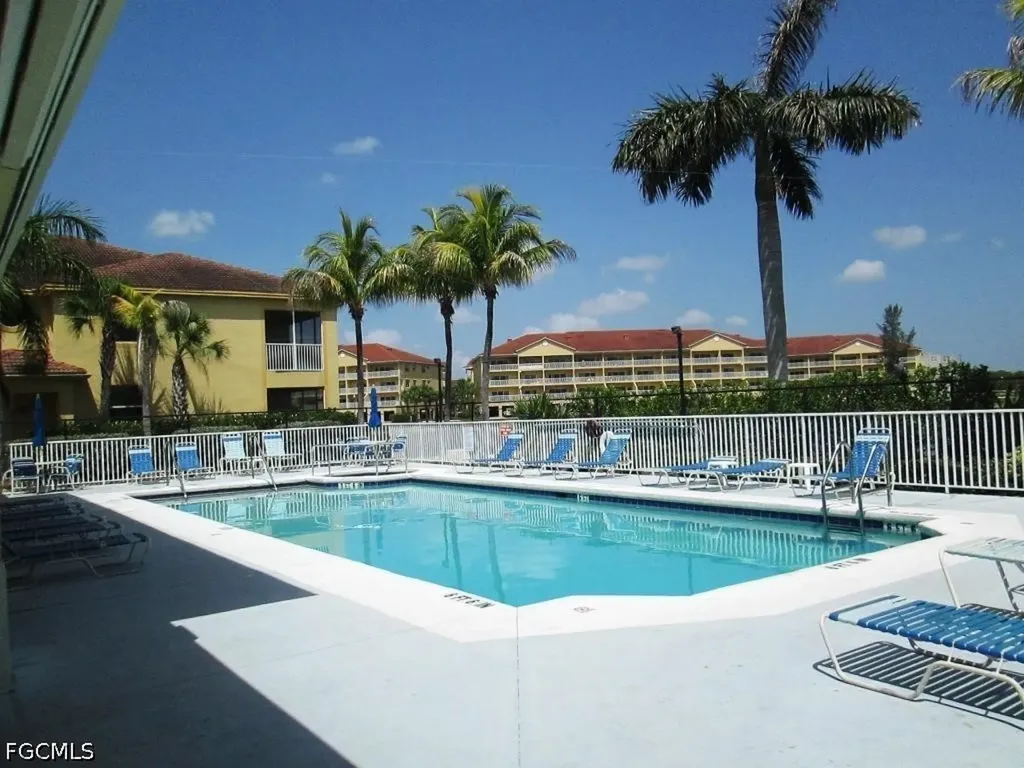 4128 Bellasol Circle Fort Myers FL 33916
