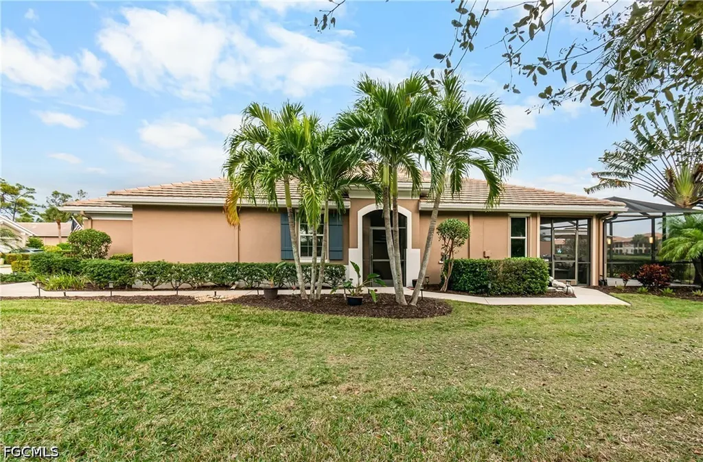 10695 Camarelle Circle Fort Myers FL 33913