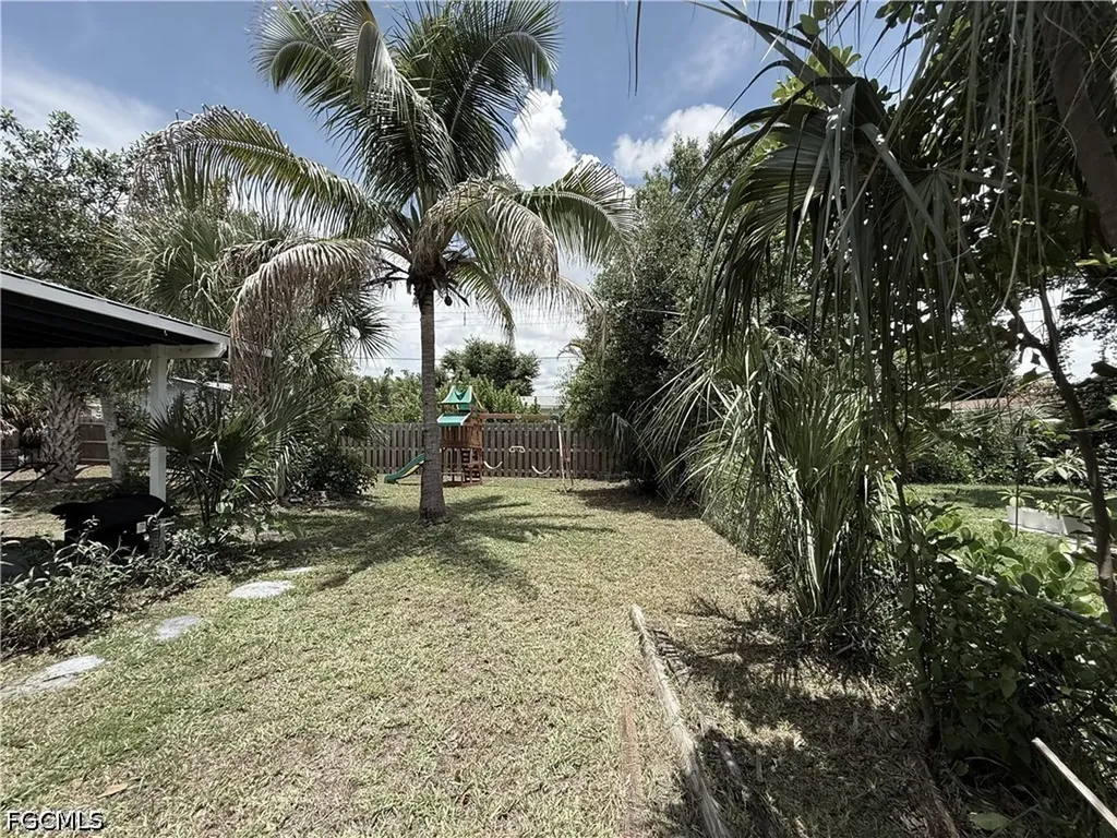 3941 Maxine Street Fort Myers FL 33901