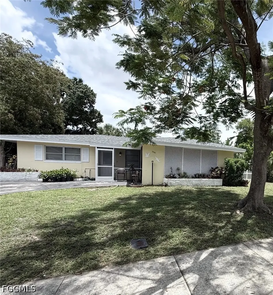 3941 Maxine Street Fort Myers FL 33901