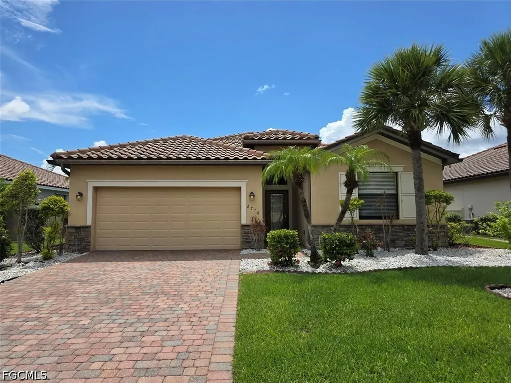 2778 Via Piazza Loop Fort Myers FL 33905