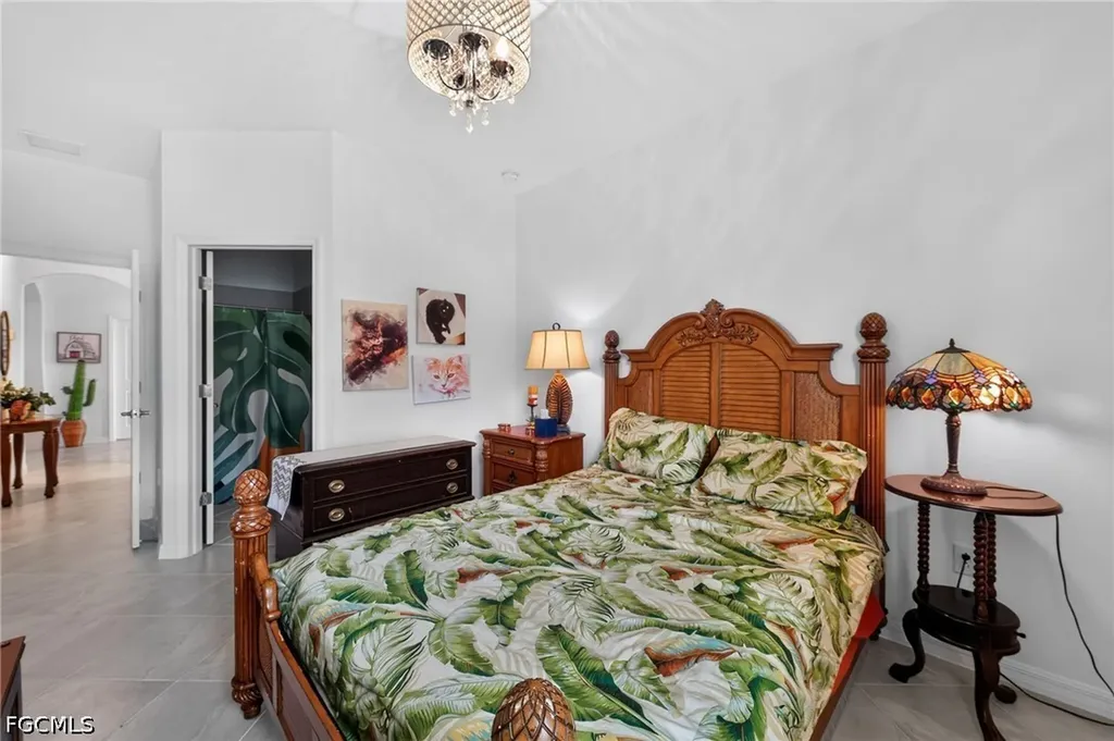 3335 Menores Way Fort Myers FL 33905