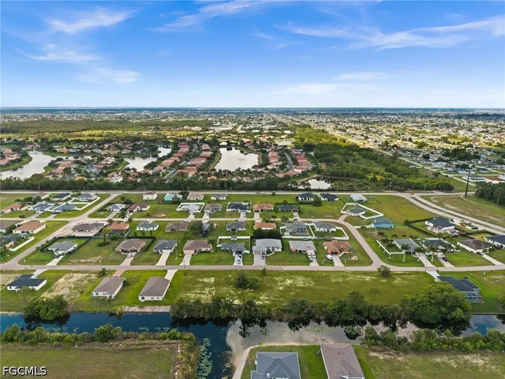 907 NE 32nd Terrace Cape Coral FL 33909