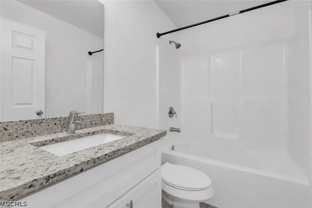 4753/4755 27th Street SW Lehigh Acres FL 33973