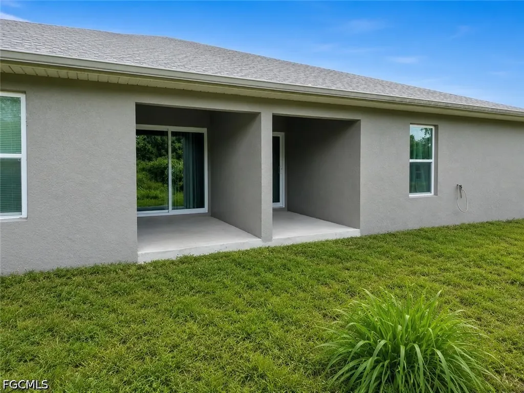 4753/4755 27th Street SW Lehigh Acres FL 33973