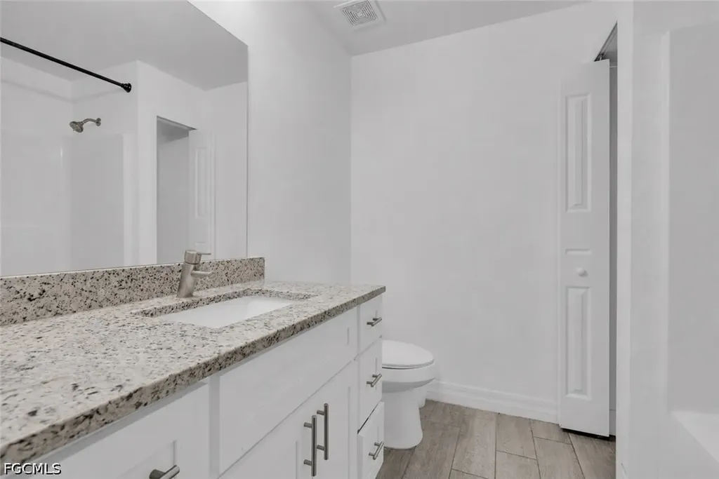 4753/4755 27th Street SW Lehigh Acres FL 33973