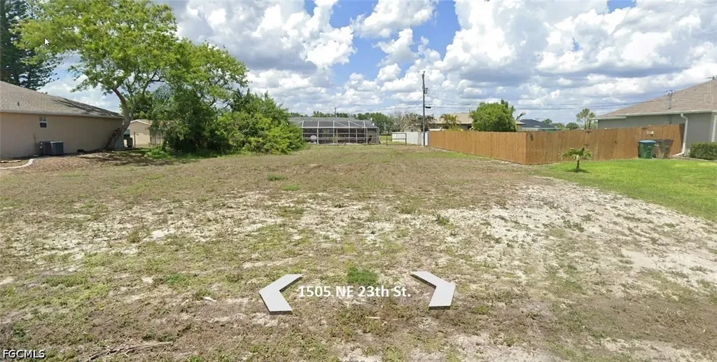 1505 NE 13th Street Cape Coral FL 33909