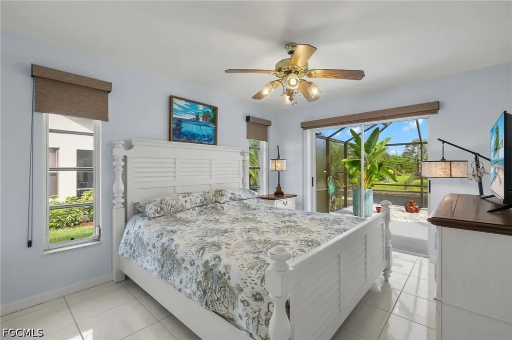 2223 SE 10th Lane Cape Coral FL 33990