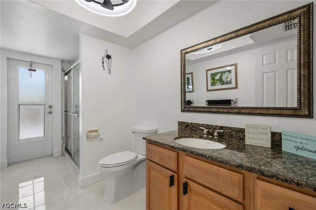 2223 SE 10th Lane Cape Coral FL 33990