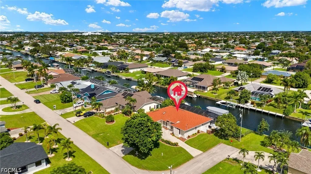 2223 SE 10th Lane Cape Coral FL 33990