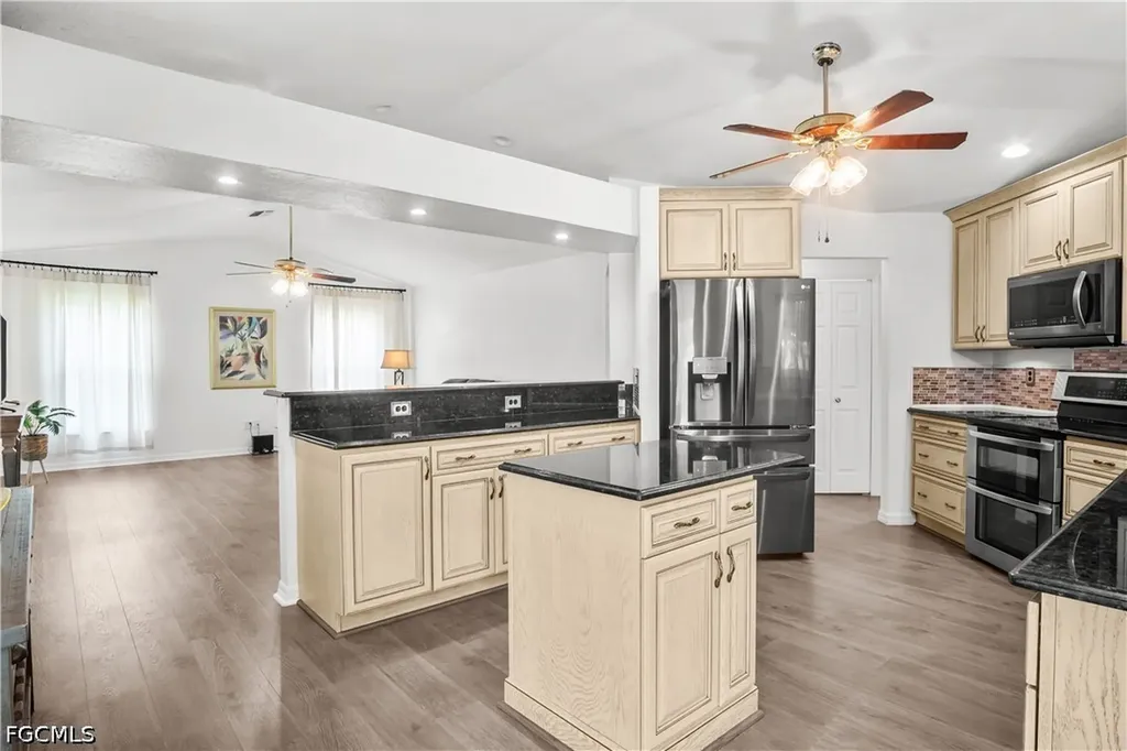 320 Georgia Avenue Fort Myers FL 33905