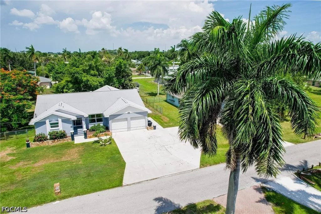 320 Georgia Avenue Fort Myers FL 33905