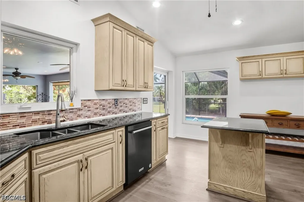 320 Georgia Avenue Fort Myers FL 33905
