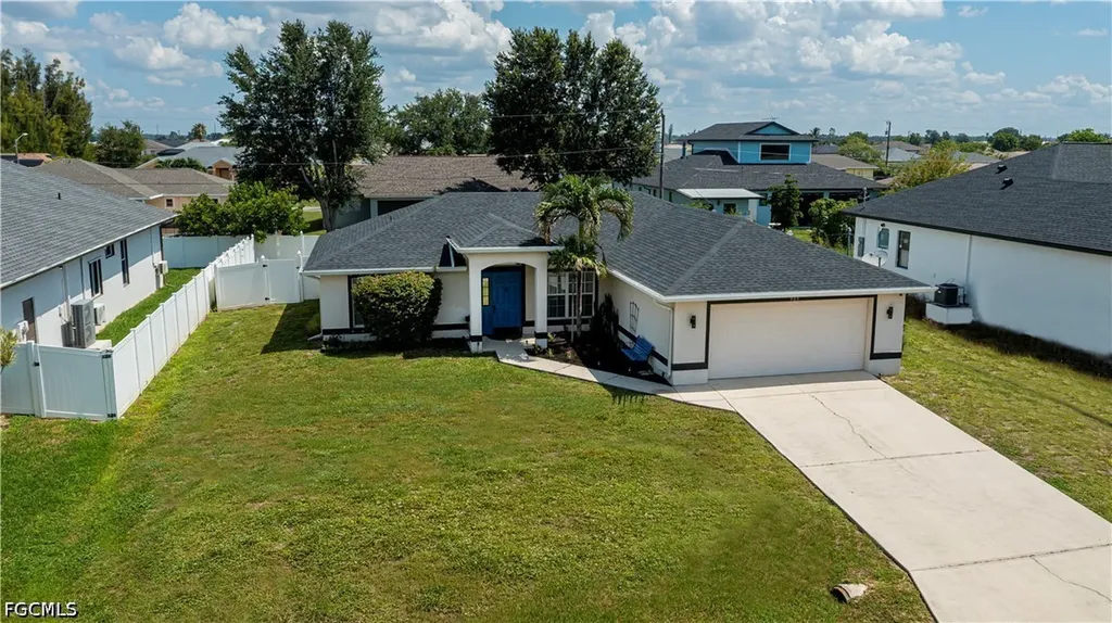 905 NE 17th Street Cape Coral FL 33909