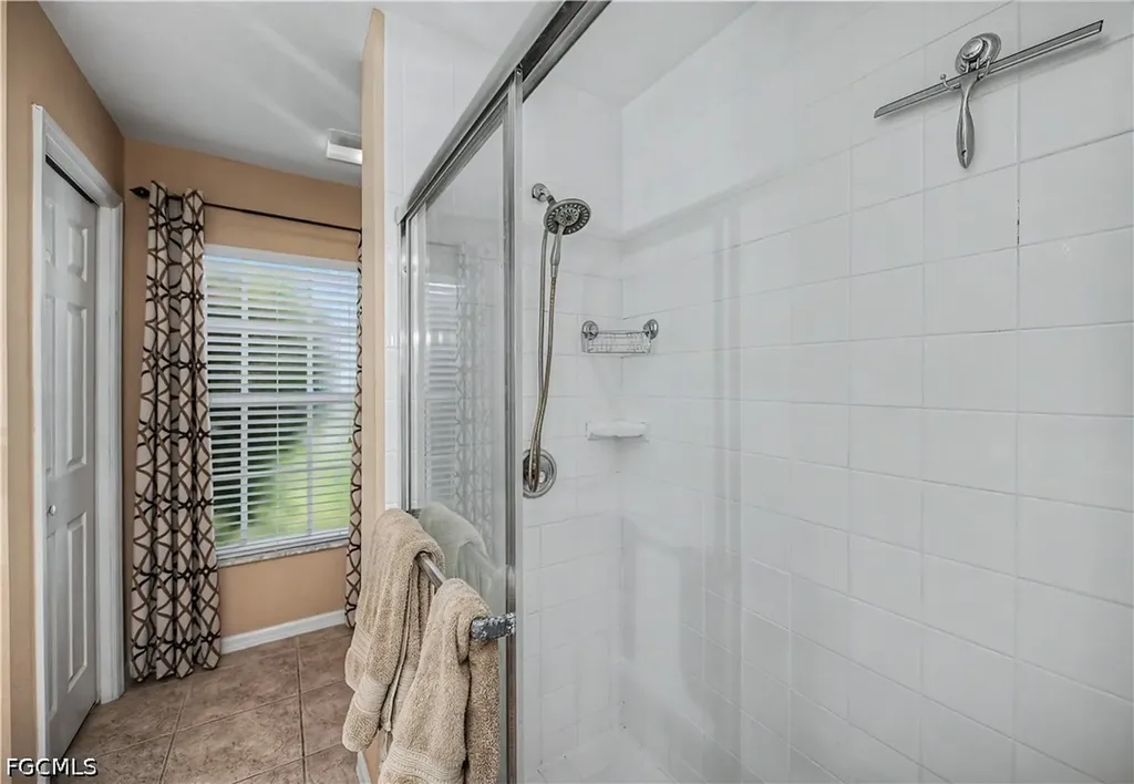 905 NE 17th Street Cape Coral FL 33909