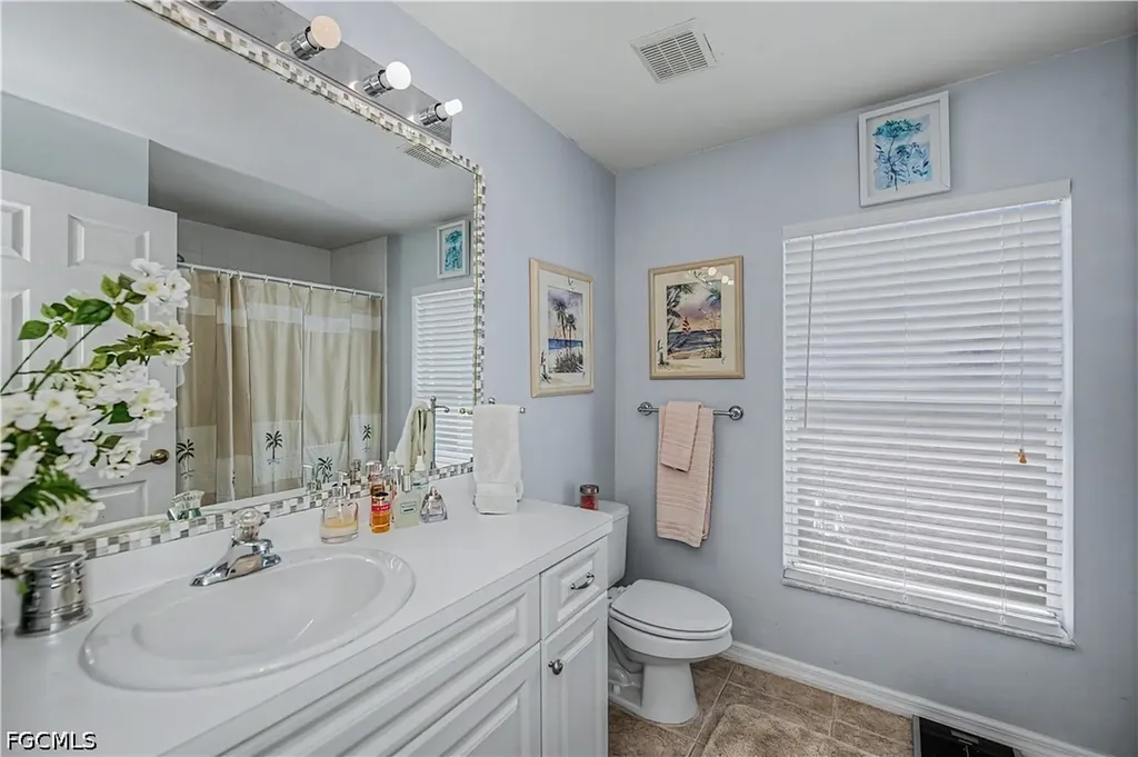 905 NE 17th Street Cape Coral FL 33909