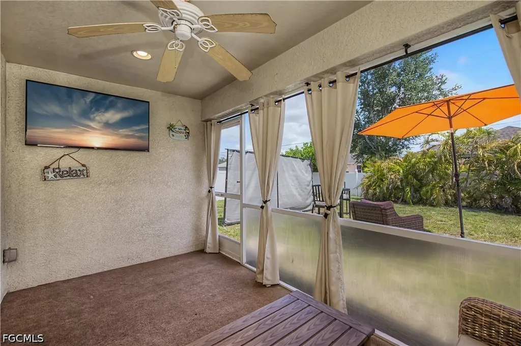 905 NE 17th Street Cape Coral FL 33909