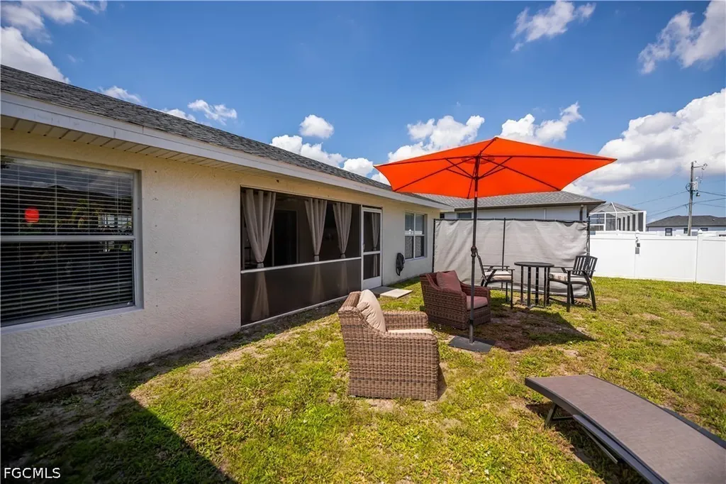 905 NE 17th Street Cape Coral FL 33909