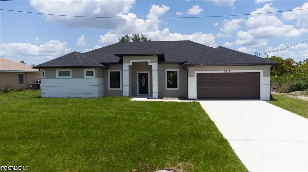 3728 9th Street W Lehigh Acres FL 33971