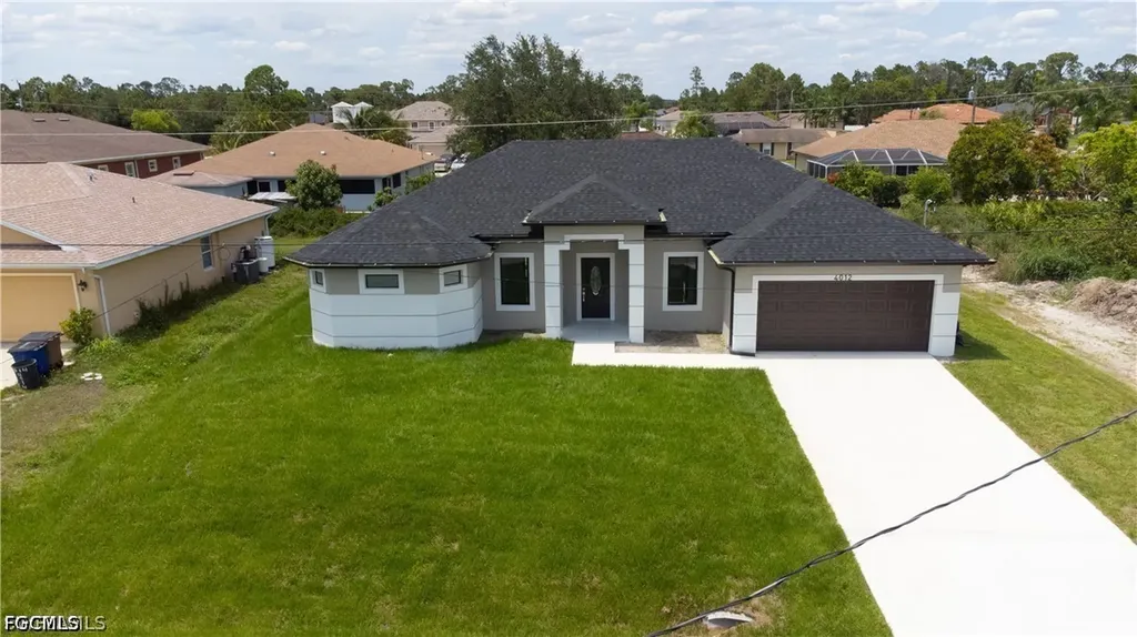 3728 9th Street W Lehigh Acres FL 33971