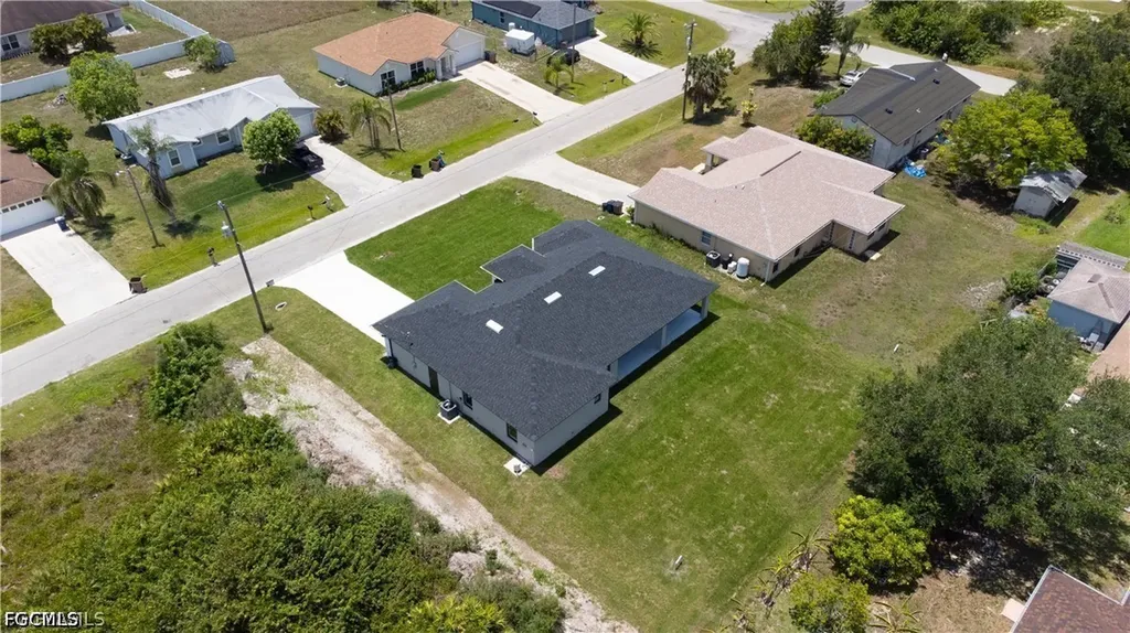 3728 9th Street W Lehigh Acres FL 33971