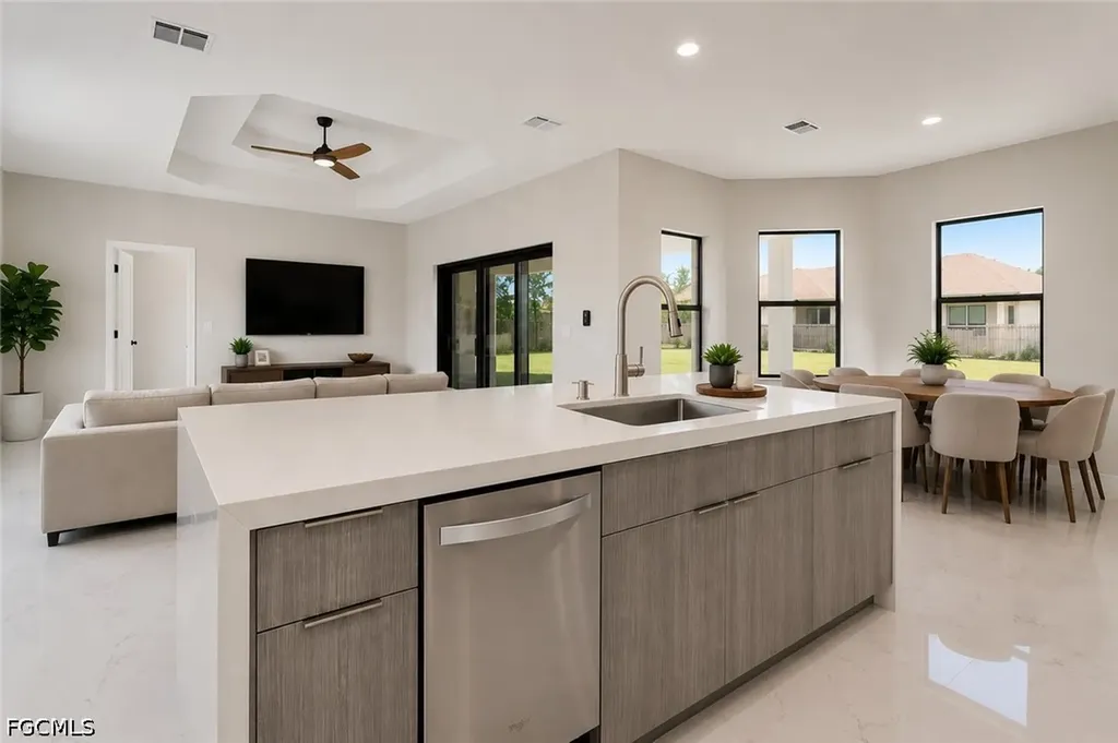 3728 9th Street W Lehigh Acres FL 33971