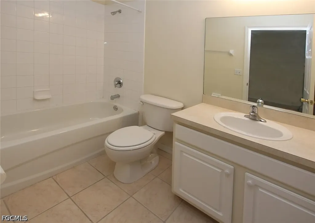 8155 Pacific Beach Drive Fort Myers FL 33966