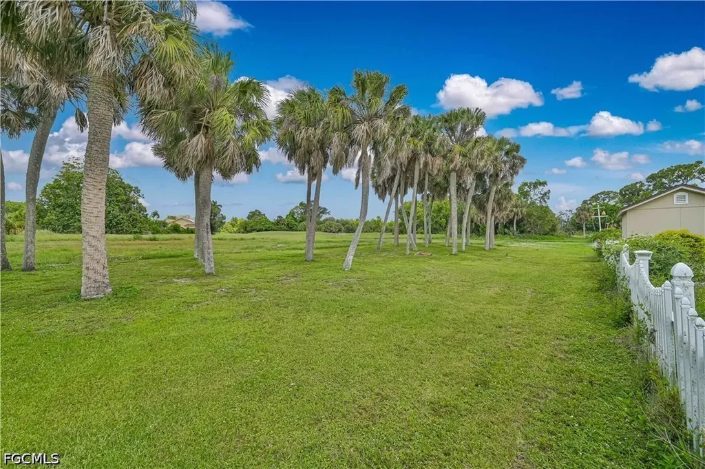 5887 Littlestone Court North Fort Myers FL 33903