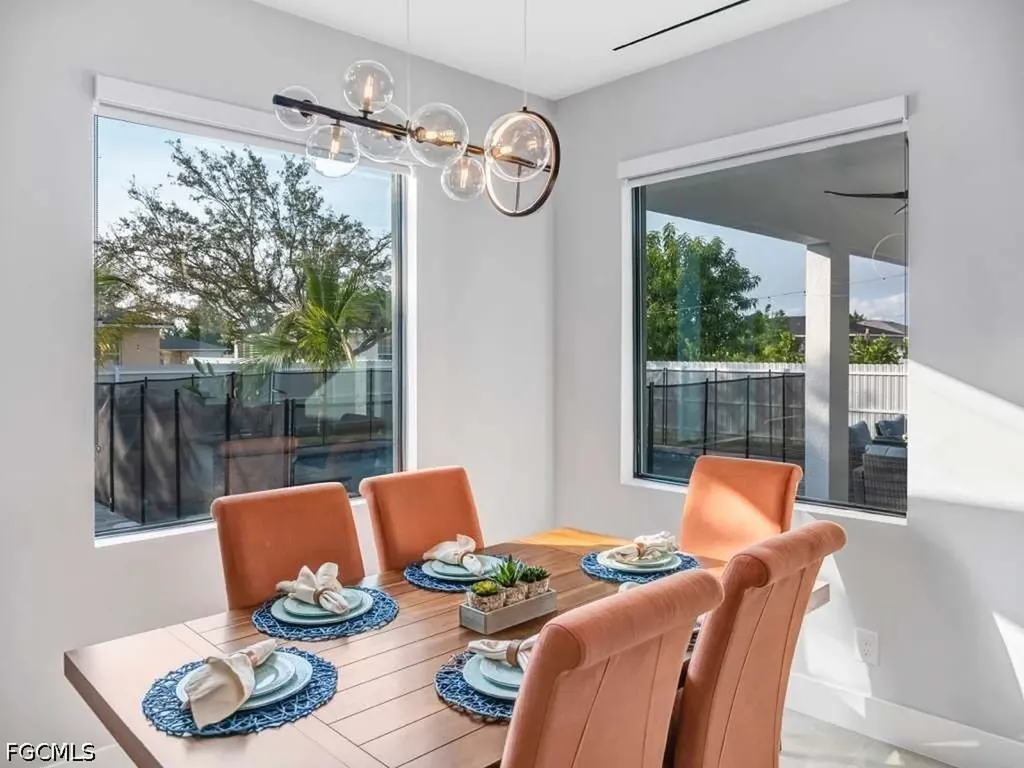 1002 NE 2nd Place Cape Coral FL 33909