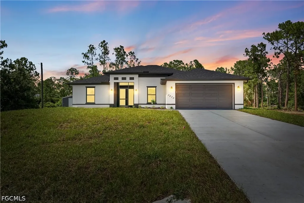 7870 19th Place Labelle FL 33935