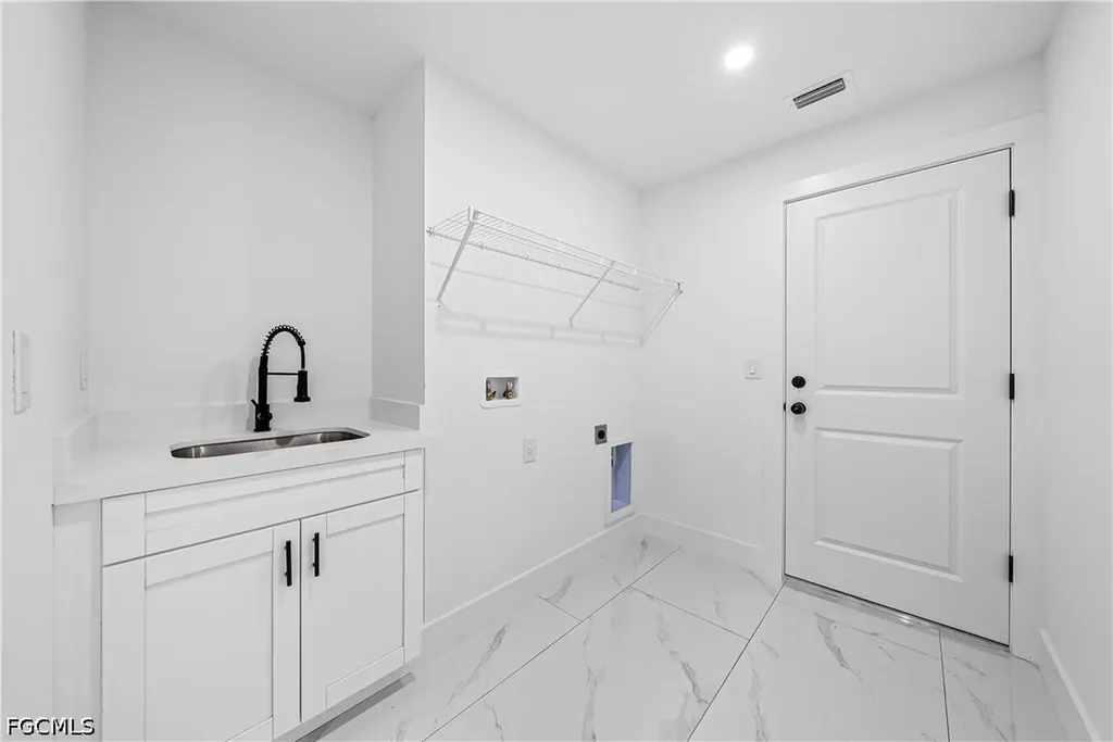 7870 19th Place Labelle FL 33935